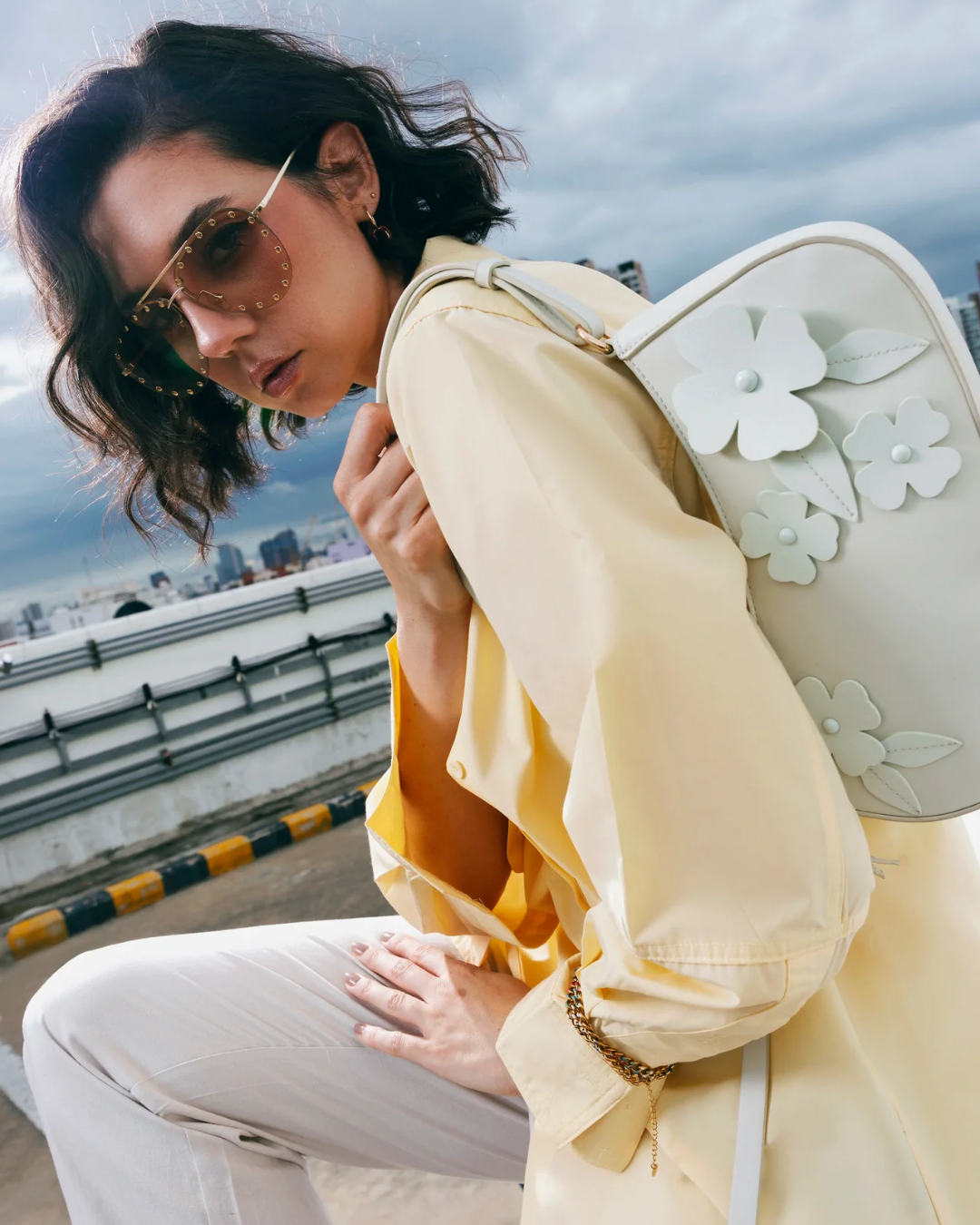 SHOULDER BAG-WHITE