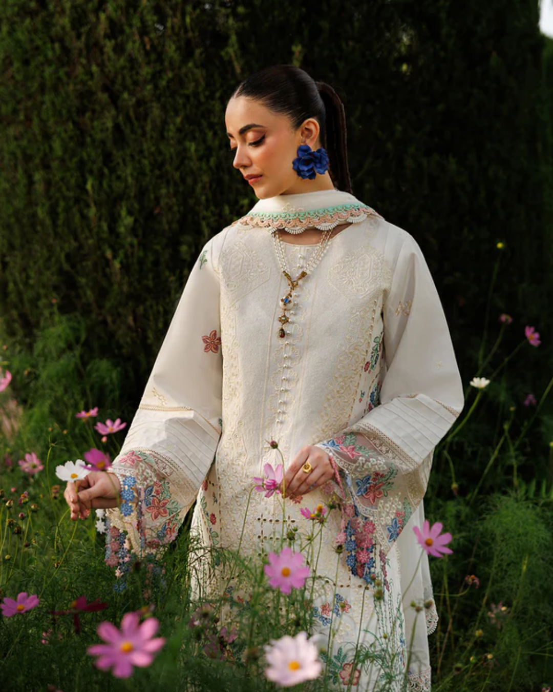 M 03 | 3pc lawn