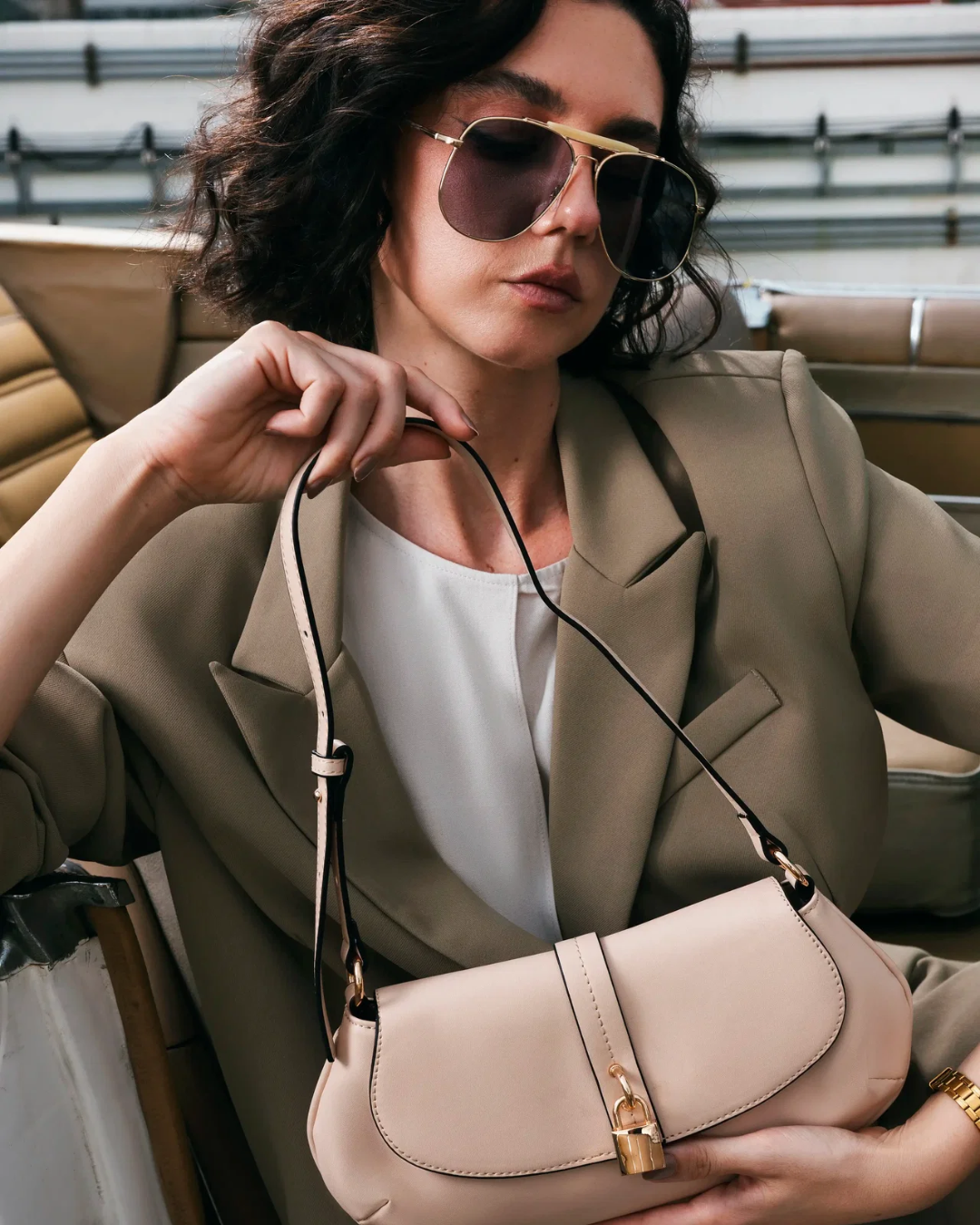 Shoulder bag peach