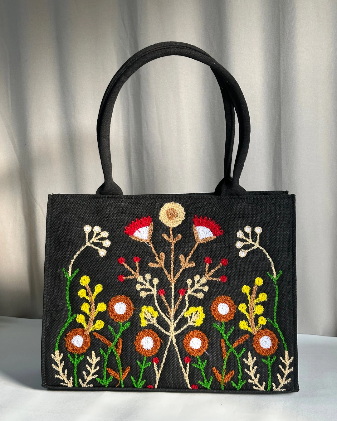 Fineur handmade emb jute tote black