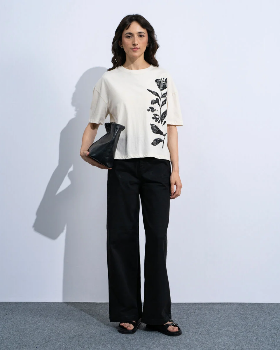 LOOSE-FIT GRAPHIC T-SHIRT