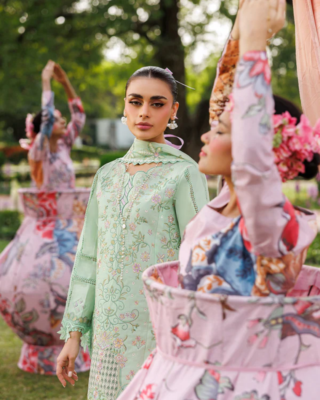 M 06 | 3pc lawn