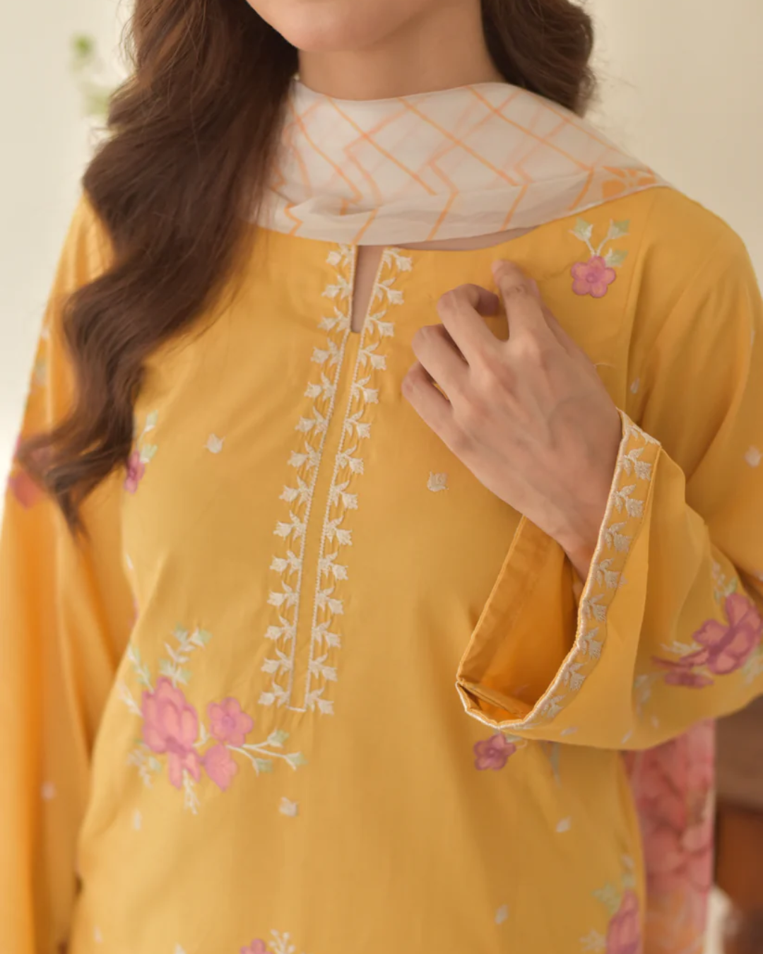 ARTICLE | ESHAL SET