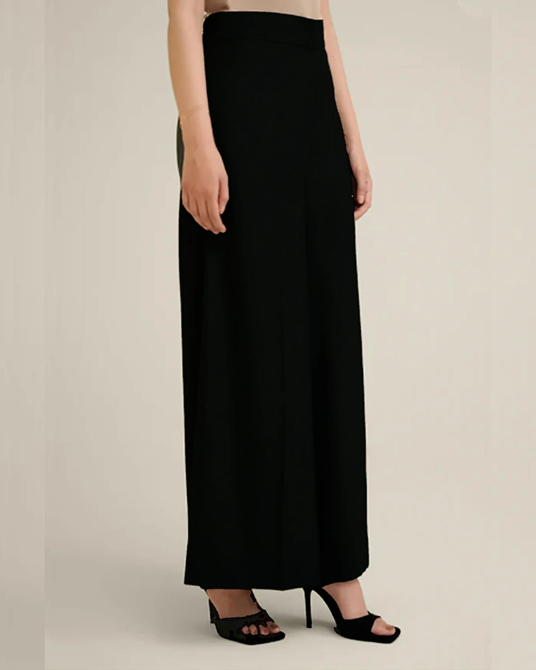MORGANITE LOOSE FIT BLACK PANT
