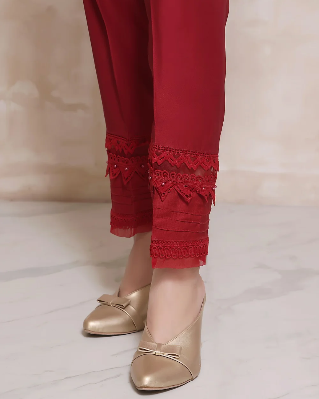 Sadabahar lakshiya red pant