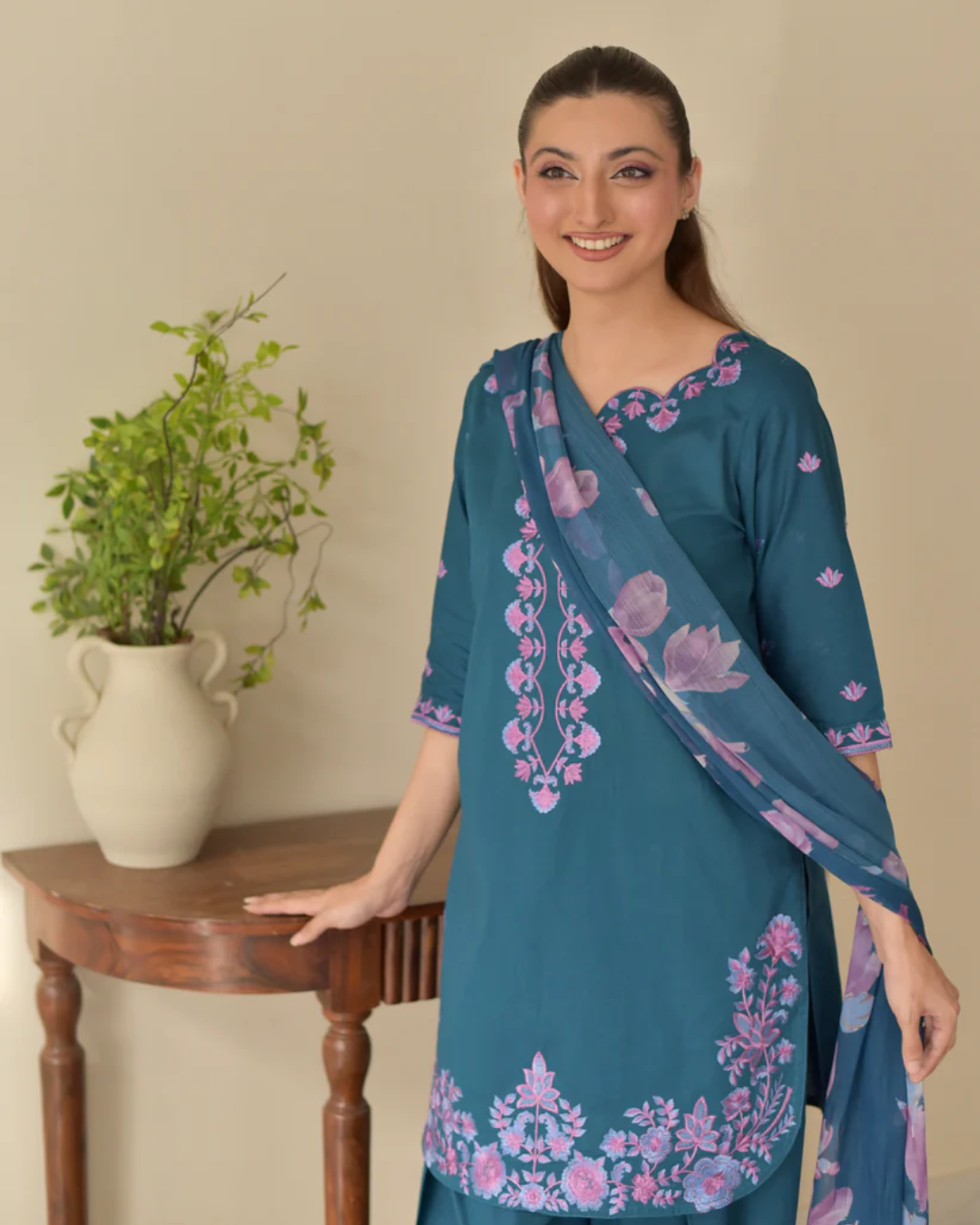 ARTICLE | HEER SET