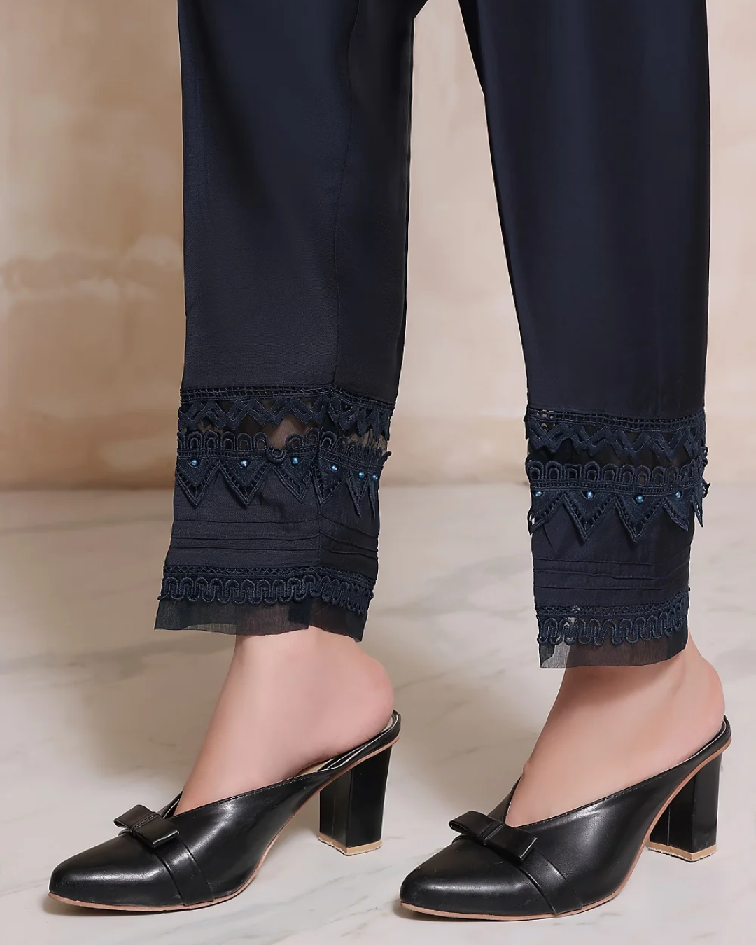 SADABAHAR LAKSHIYA NAVY BLUE PANT