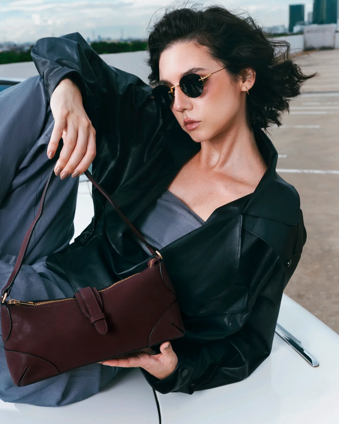 Shoulder bag maroon