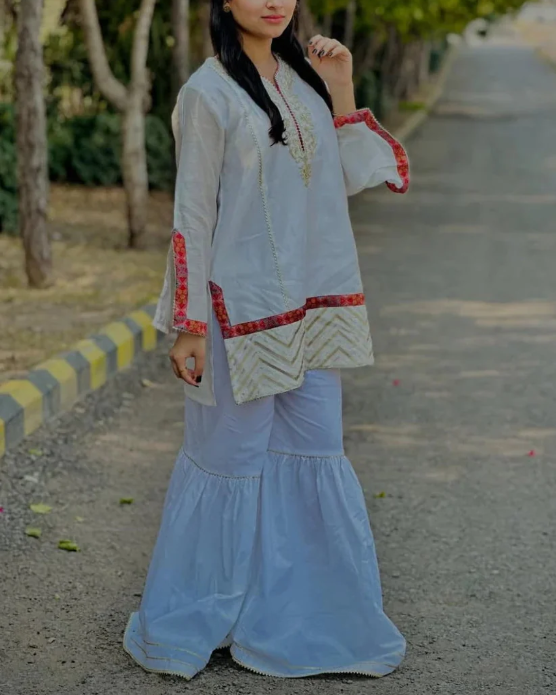 URBAN-CUT WHITE SHARARA